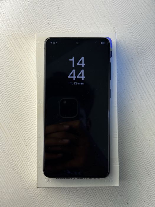 Samsung Galaxy s21 FE snap888