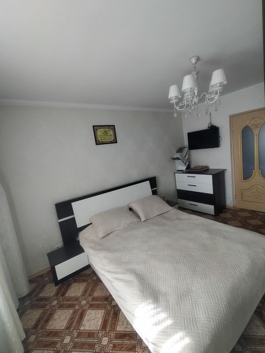 Продаю 4х комнатную квартиру