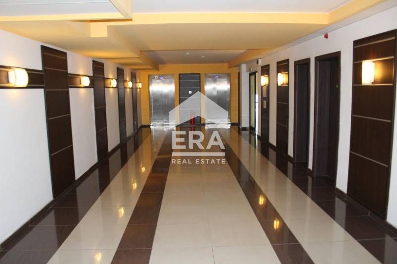 Продава се Склад в Варна, Изгрев - 126 кв.м за 1508 €/кв.м - Снимка #8