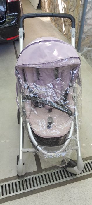 Продавам детска лятна количка