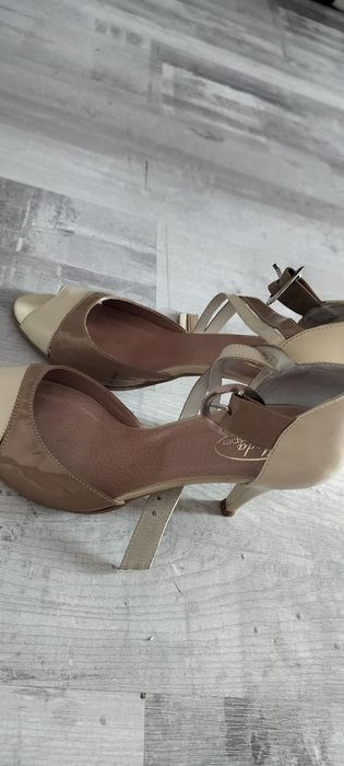 sandale moda prosper stare impecabila