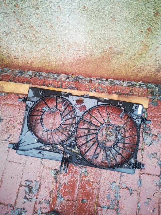 Carcasă electroventilator ventilator Renault Master 3 Opel Movano 2.3