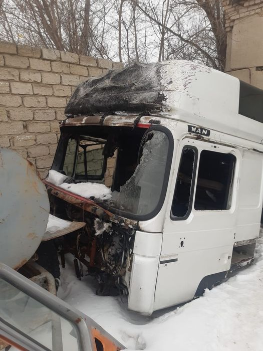 Продам раму и кабину Man