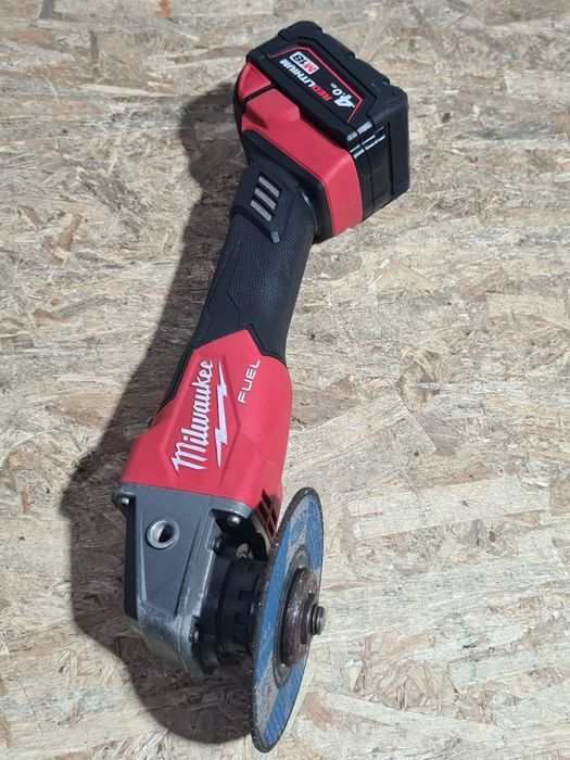 Flex cu variator Milwaukee M18 FSAGV125XB