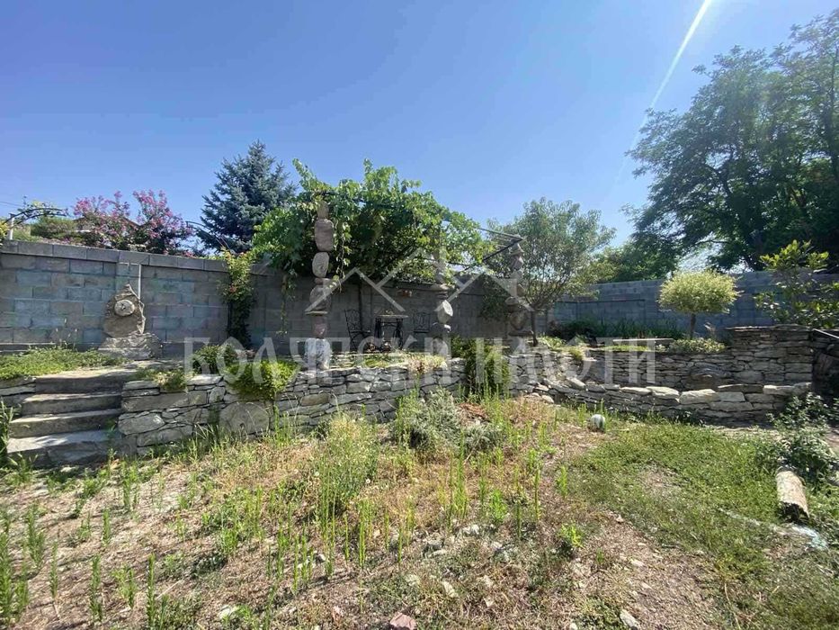 Продава се Къща в с. Леденик, Област Велико Търново - 300 кв.м за 1067 €/кв.м - Снимка #5