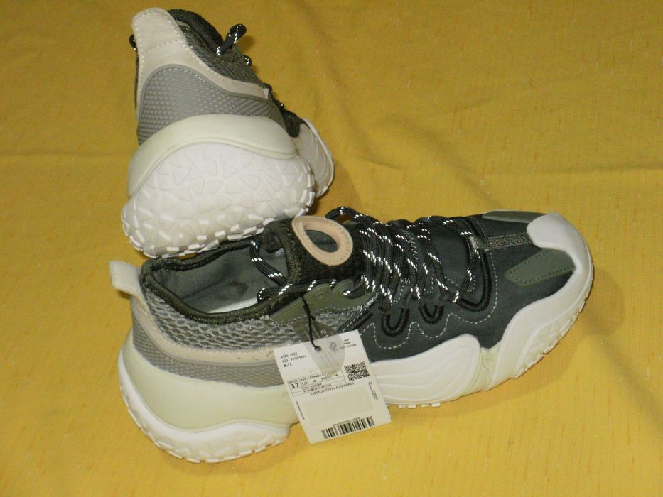 MANGO нови с етикет юношески маратонки 37