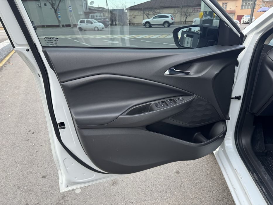 ONIX redline yili 2025 xolati ideal