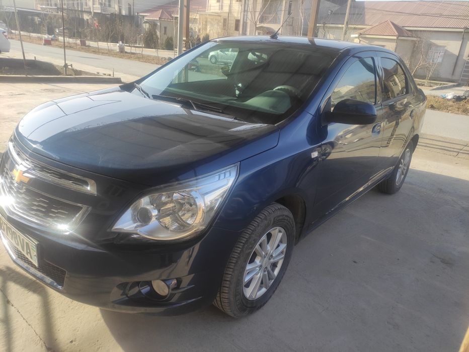 Cobalt машина  зудлик билан сотилади