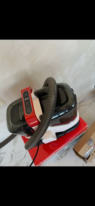 Перяща прахосмукачка за тапицерия и петна Ufesa Eden 600W / 15kPa