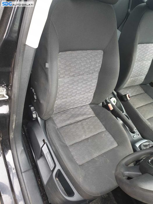 Scaun Dreapta Fata Pasager Textil Fara Incalzire Skoda Octavia 2 2004 - 2013 [C4106]