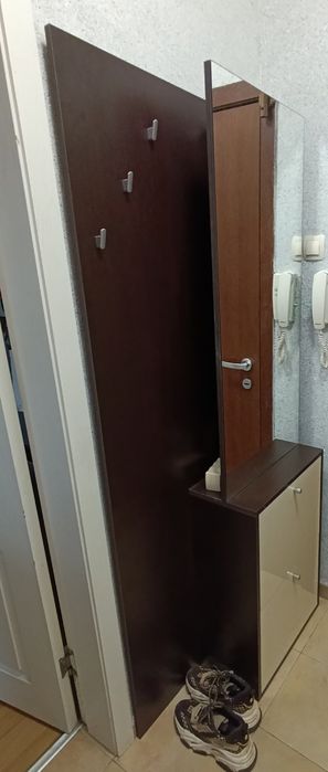 Портманто за малък коридор/антре! !