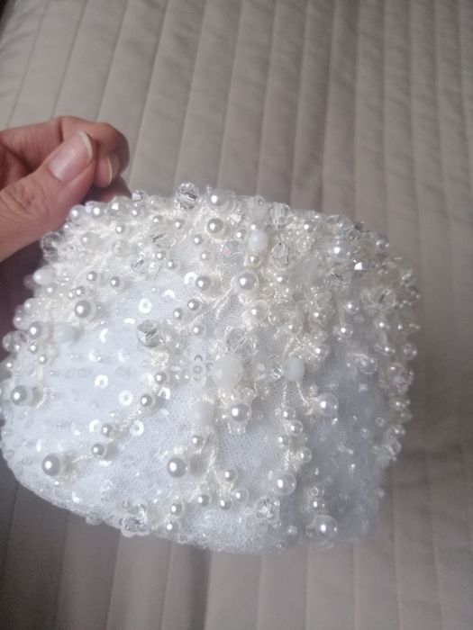 Diadema /cordeluta lată cu perle