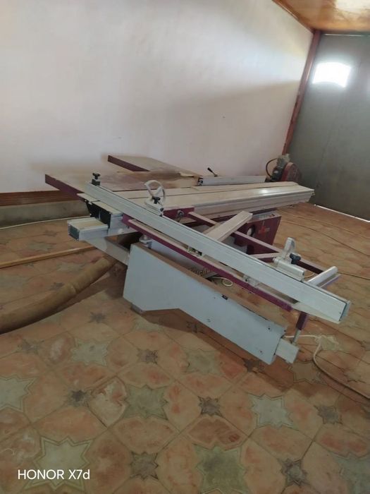 Mebel stanok sotiladi!