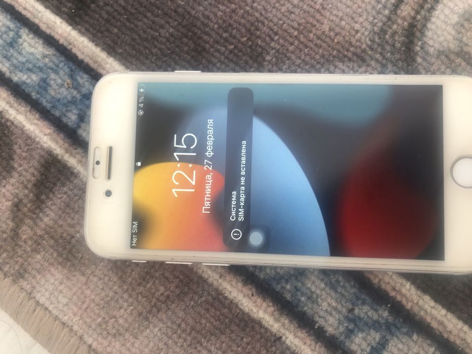 Продам IPHONE 7 в неплохом состоянии