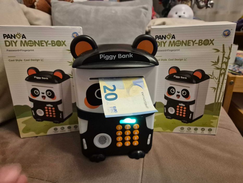 Детска касичка с парола и пръстов отпечатък