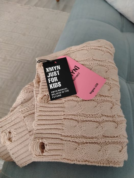 Продам костюм детский для девочек