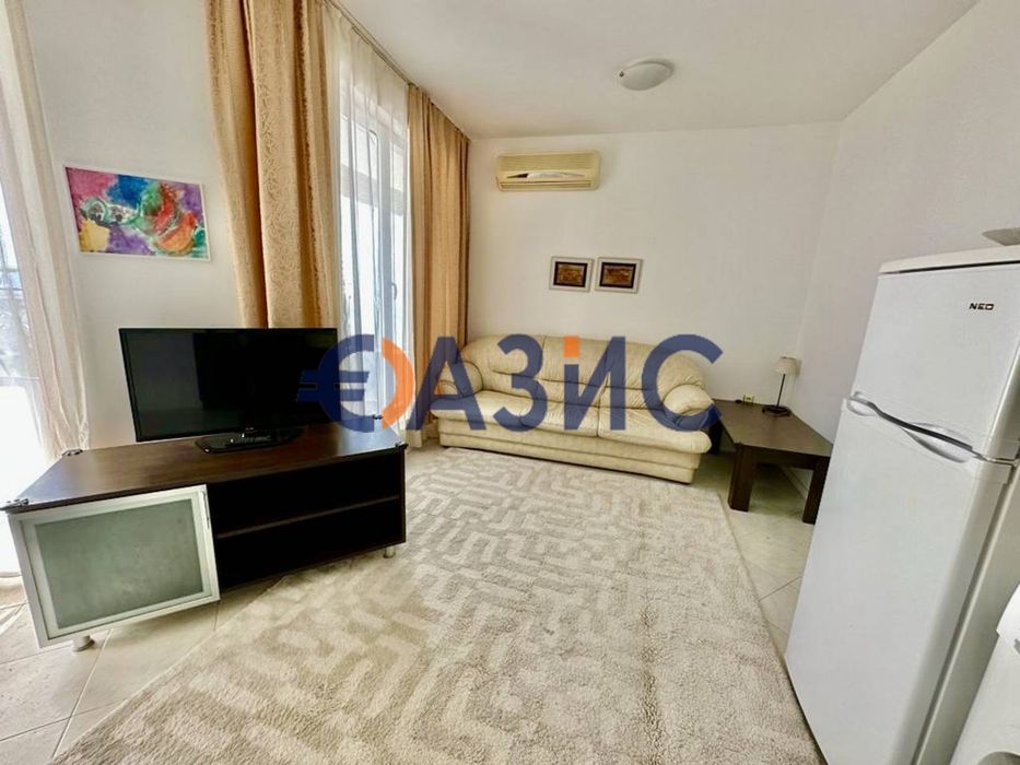 Продава се Двустаен апартамент в Свети Влас - 69 кв.м за 1305 €/кв.м - Снимка #10