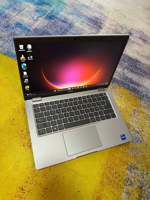 laptop Dell Latitude 5420, i5 gen 11, 8 gb, ssd 120, video intel iris xe