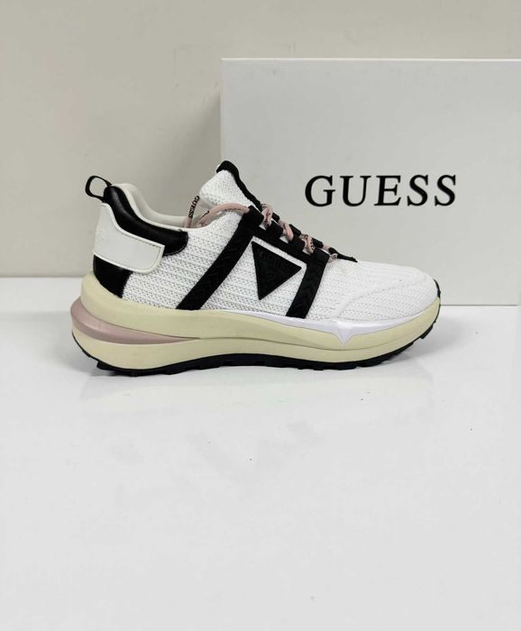 Guess Kadinn Runner Sneakers