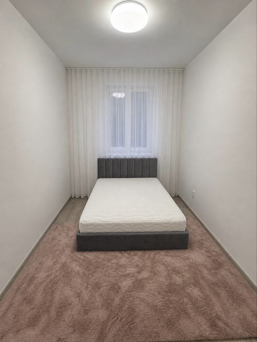 Inchiriez apartament cu 3 camere Pitesti Centru zona 0 Decomandat