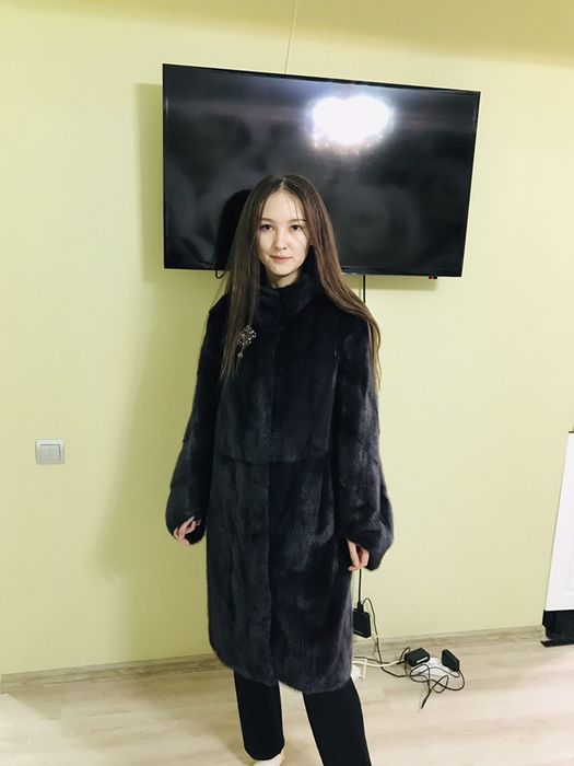 Продам норковую шубу