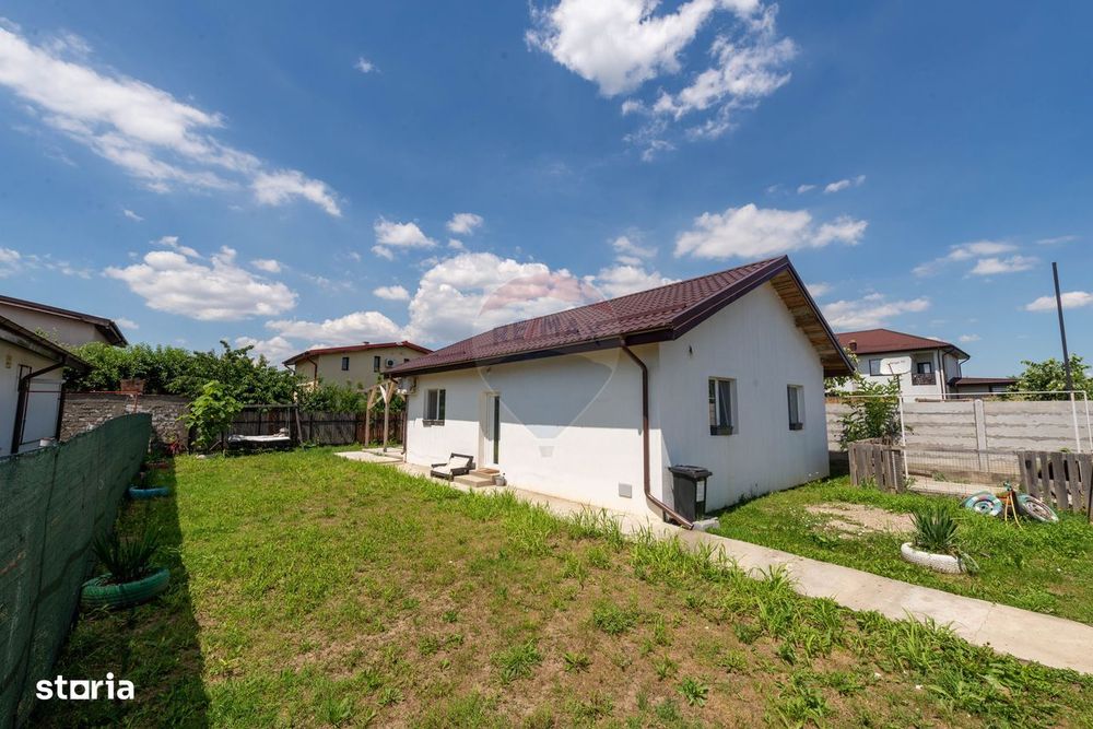 Casa individuala de vanzare cu 3 camere Branesti Strada Florilor