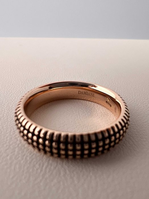 Кольцо Damiani с бриллиантом