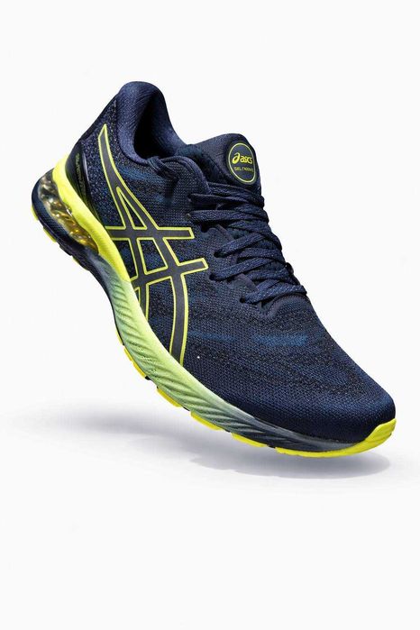 Беговые кроссовки ASICS Gel-Nimbus 23, размеры от 40 до 45.