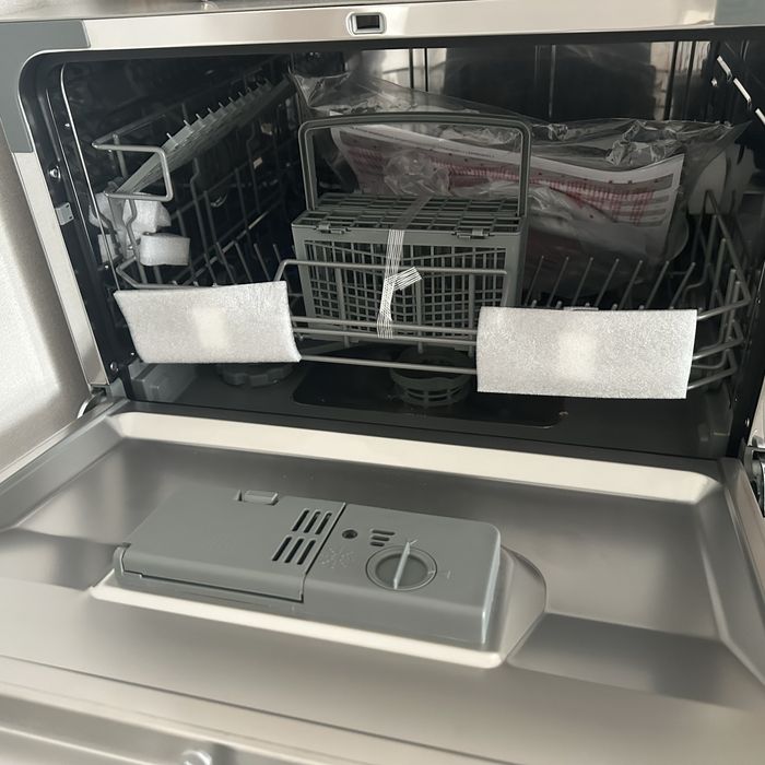 Продам новую посудамойку