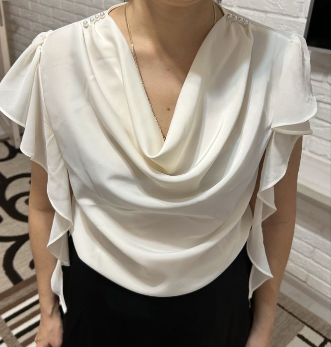 Женская одежда.