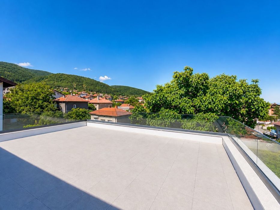Продава се Къща в с. Лозен, Област София-град - 434 кв.м за 1934 €/кв.м - Снимка #10