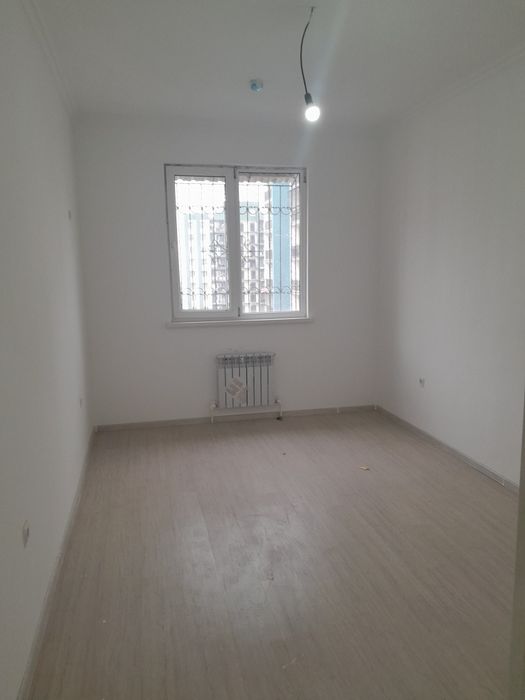 Яшнобод тумани Олмос Нормахамедов массивида 3 хонали квартира сотилади