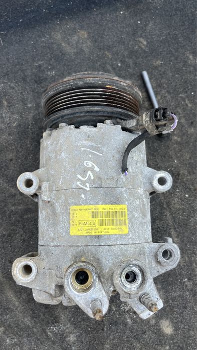 Compresor ac clima Ford fiesta 6 1.6 benzina piese dezmembrari