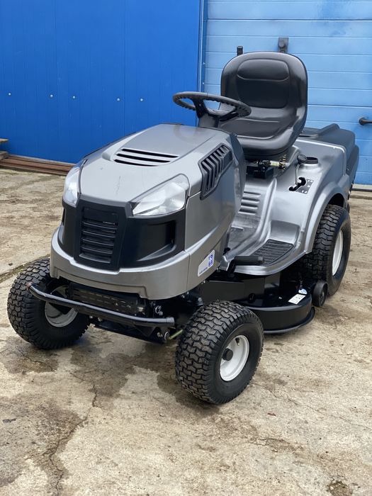 Vand tractor/tractoras MTD LUX 16.5 cai !