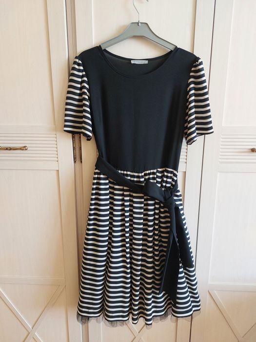 Платье коктейльное