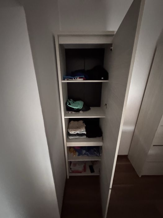 Vânzare 2 dulapul