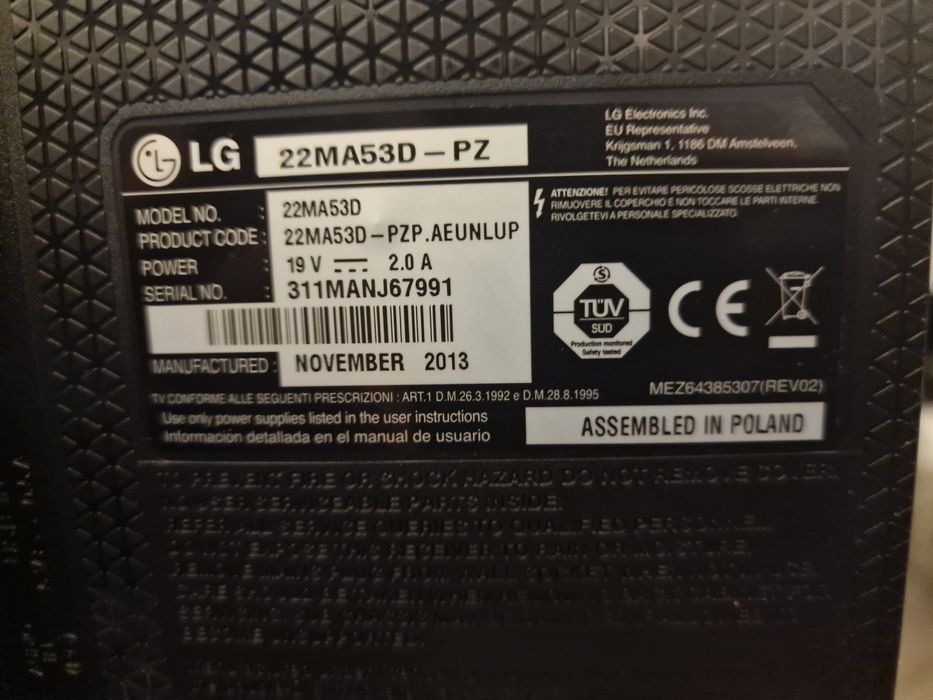 Монитор - Телевизор LG 22', изключително запазен С всичките аксесоари!