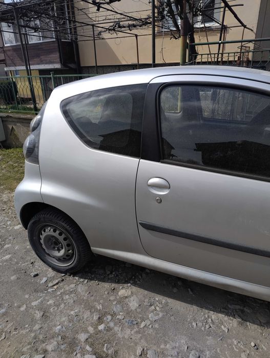 Ситроен C1 само на части! Перфектен двигател и ходова част!