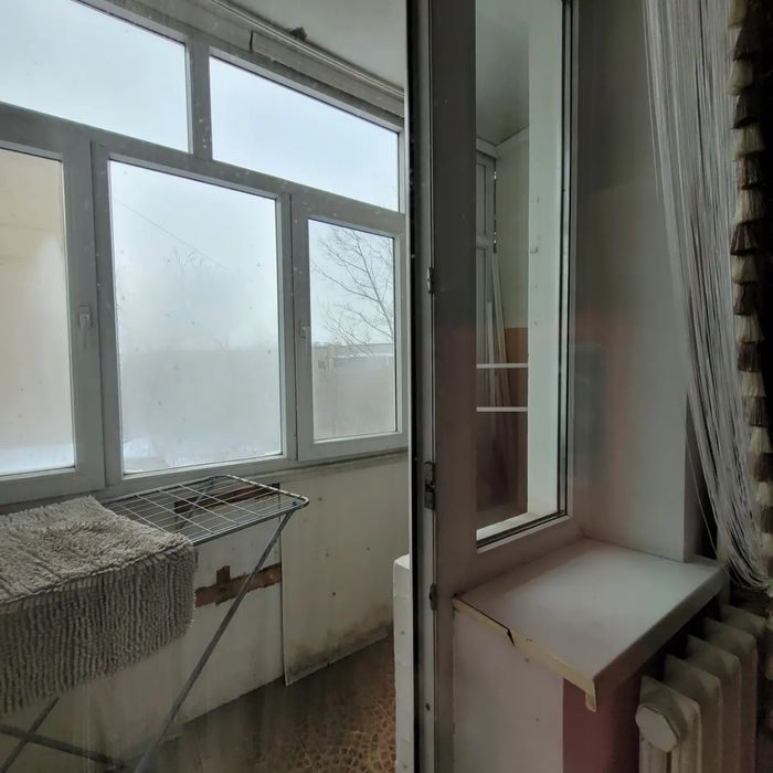 Продам 2 комн.район 1000 мелочей!