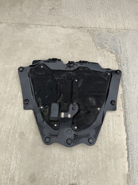 Scut motor dacia logan 3