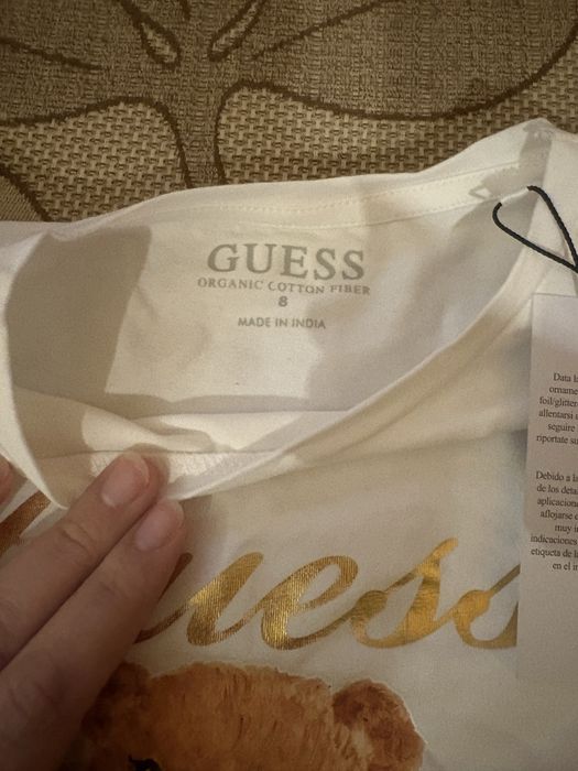 Нова тениска Guess за момиче