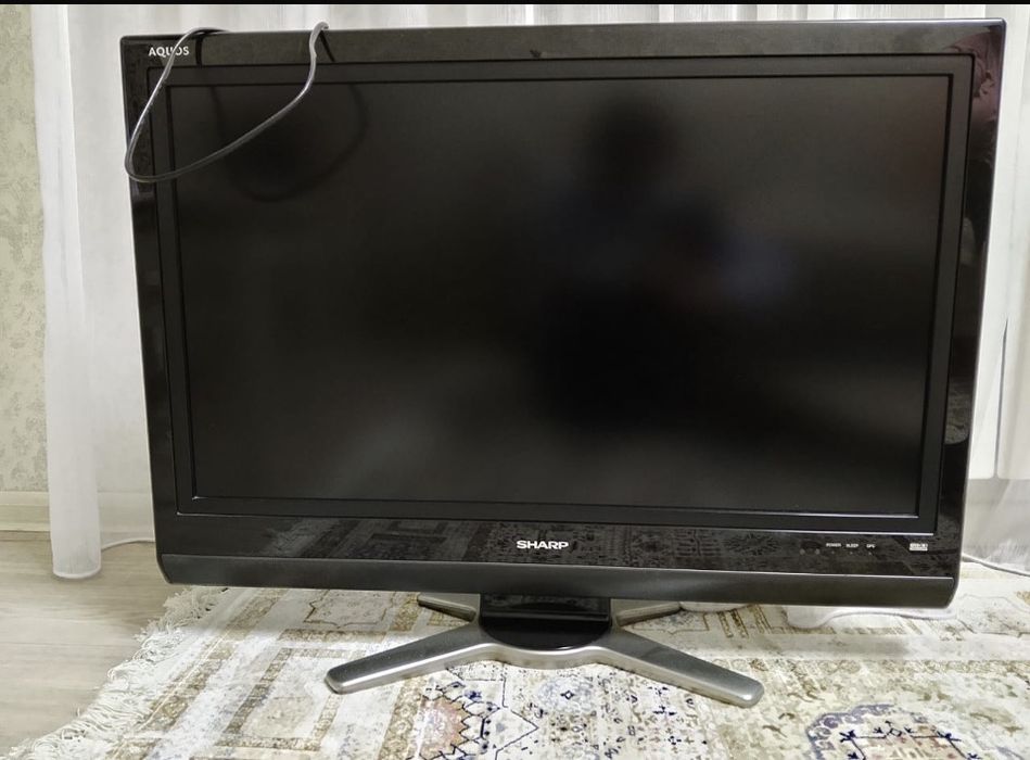 Телевизор Sharp AQUOS рабочий