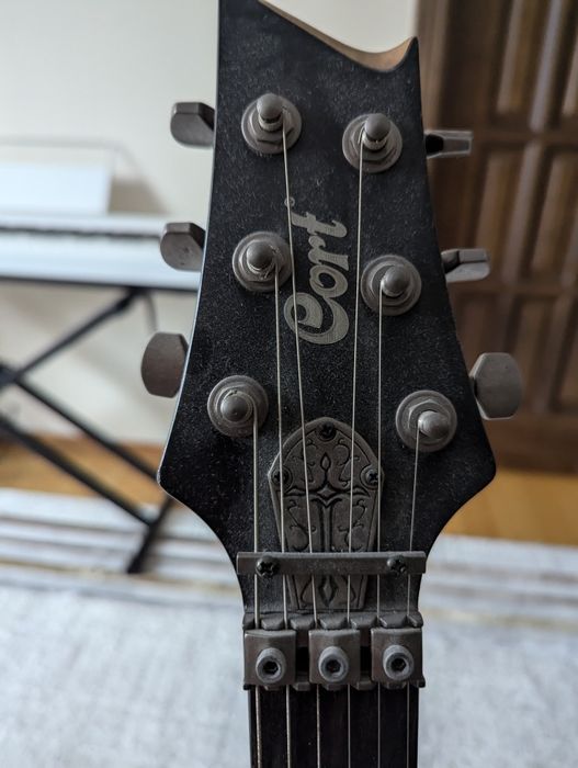 Электрогитара Cort EVL-K6