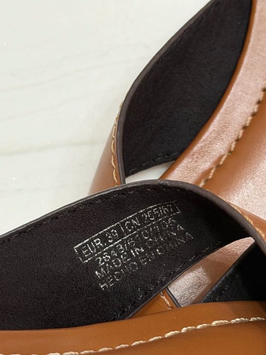 Кожаные шлепки Zara сандалии