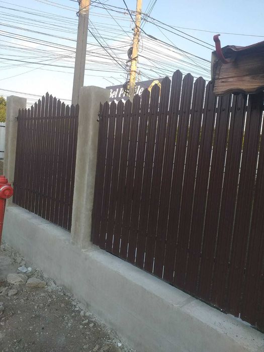Garduri si porti din panou stil jaluzele, sipca metalica, plasa si BCA