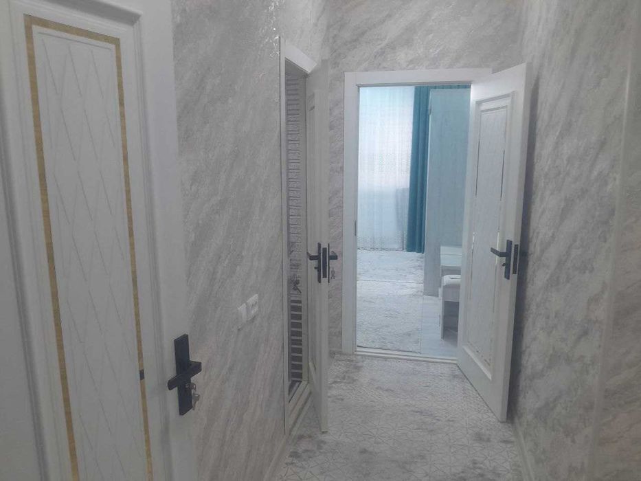 Navoiy shahar M.Tarobiy 62 da 2 xonalik kvartira ijaraga beriladi