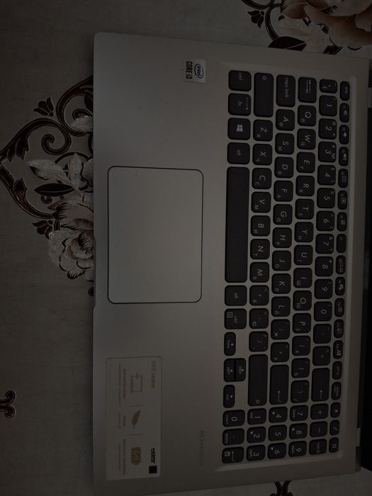 Ноутбук ASUS X515J