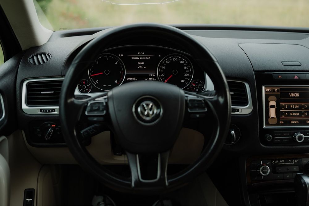 VOLKSWAGEN Touareg 2011 — imagine 5