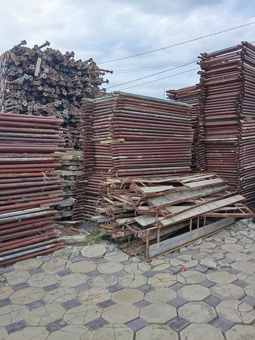 Опалубка, фанера, струбцины в аренду
