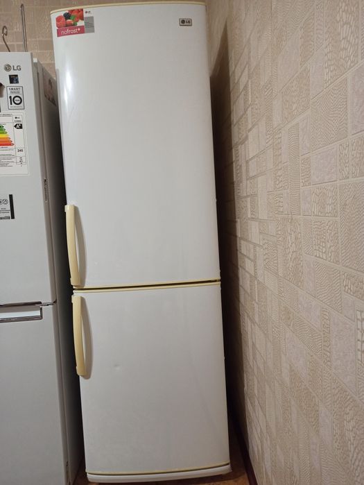 Продам холодильник